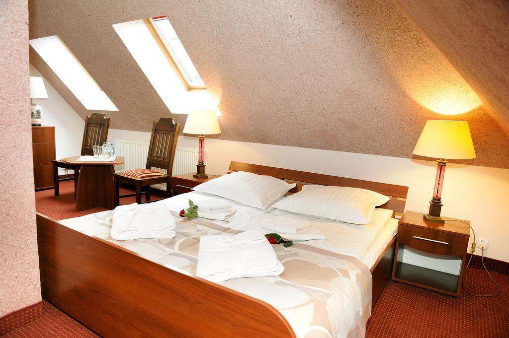 Hotel Czardasz Koziegłowy Camera foto