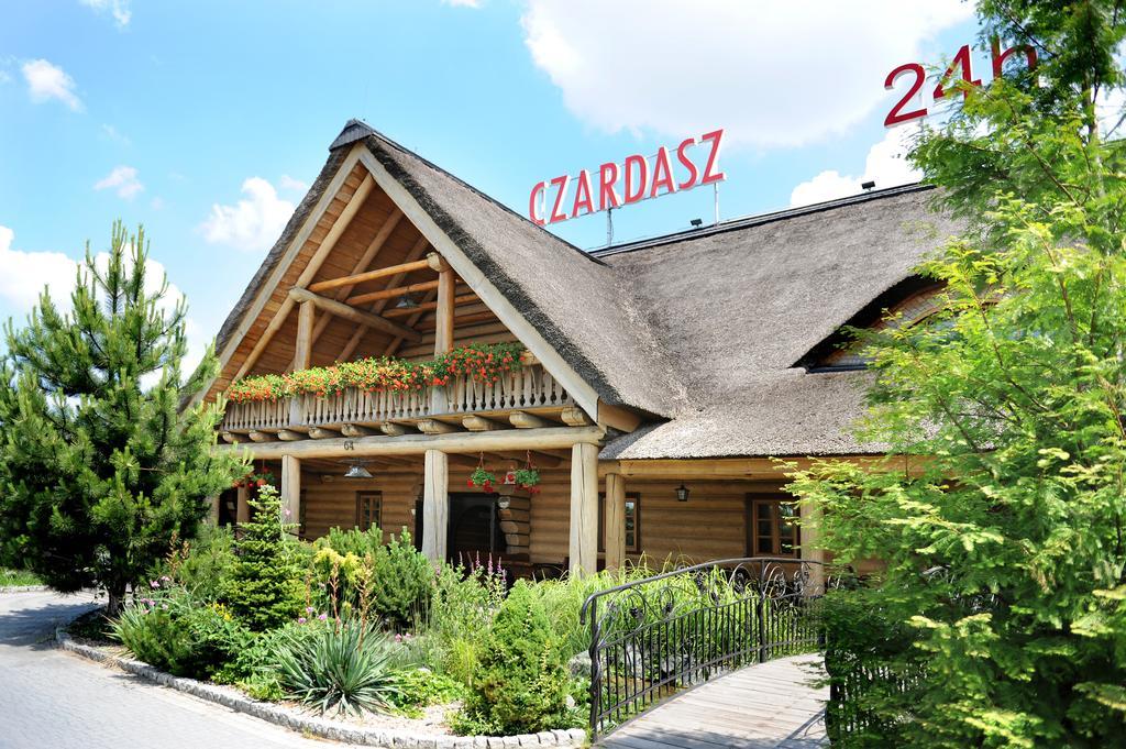Hotel Czardasz Koziegłowy Esterno foto