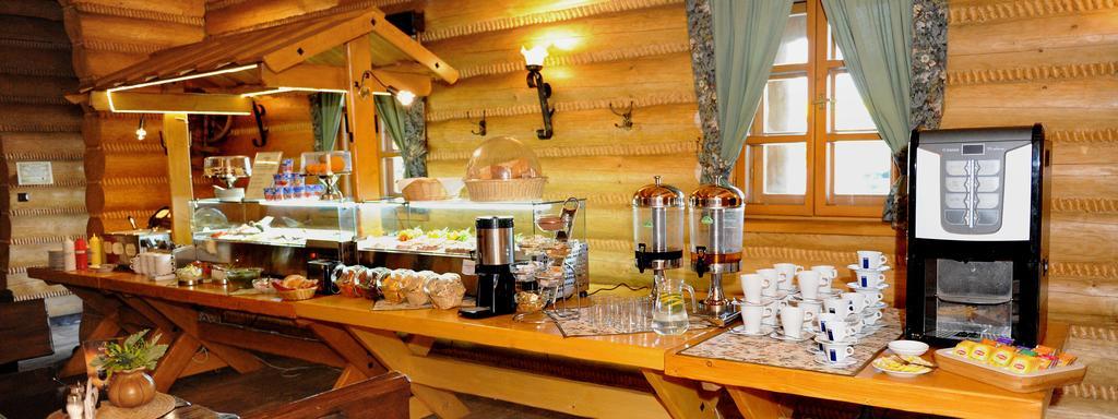 Hotel Czardasz Koziegłowy Esterno foto