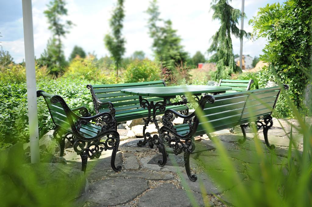 Hotel Czardasz Koziegłowy Esterno foto