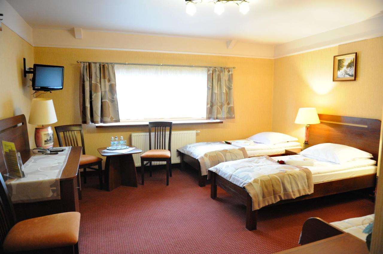 Hotel Czardasz Koziegłowy Esterno foto